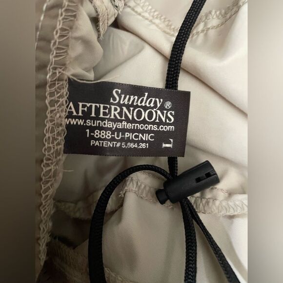 Sunday Afternoon Sun Hat with Neck Strap and Roll Up Neck Flap Large - Picture 10 of 11